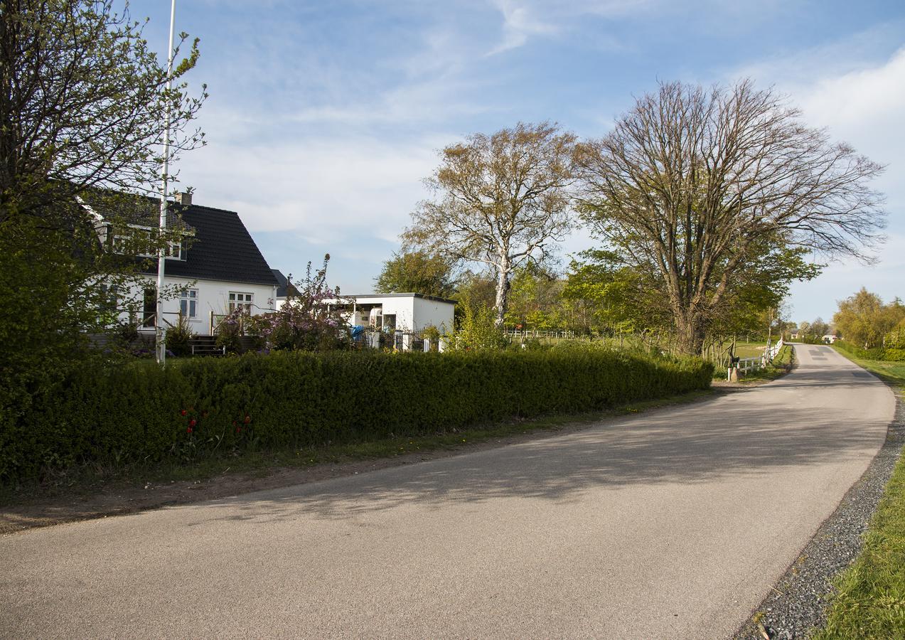 Idestrup Bed And Breakfast Экстерьер фото